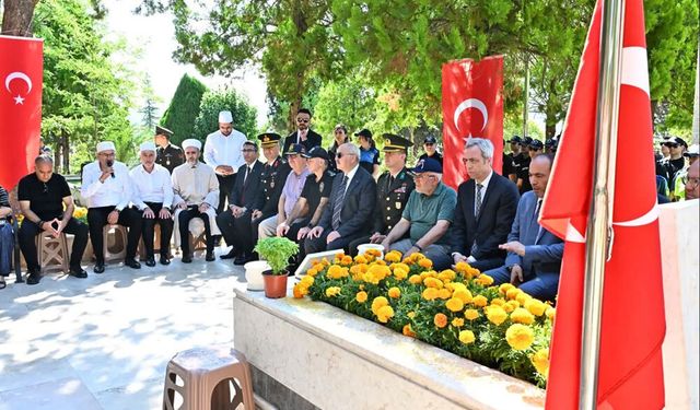 KAHRAMANLAR UNUTULMADI