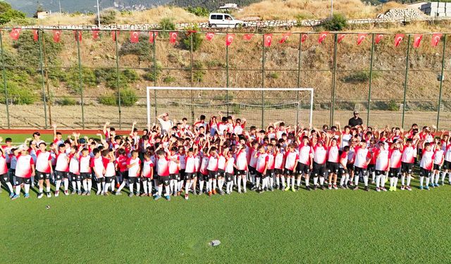 HONAZ YAZ FUTBOL OKULU’NDA İLK ANTRENMAN