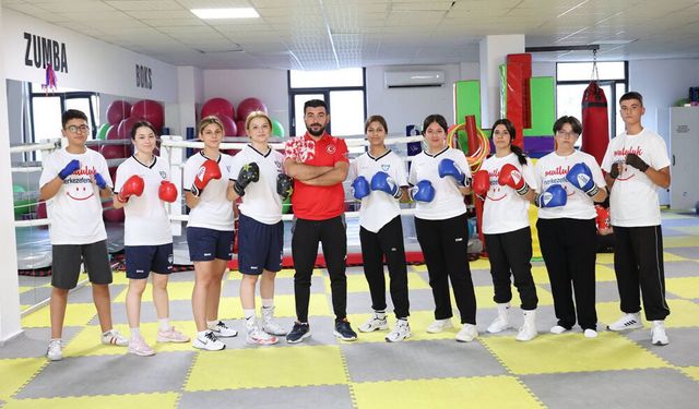 DENİZLİLİ BOKSÖRLER TÜRKİYE YILDIZLAR BOKS ŞAMPİYONASI’NDA MÜCADELE EDECEK