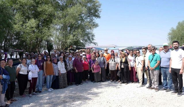 KIRSALDAKİ KADINLAR DENİZLİ’Yİ KEŞFEDİYOR