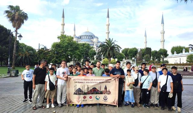 HAFIZLAR TARİHİ YOLCULUK YAPTI