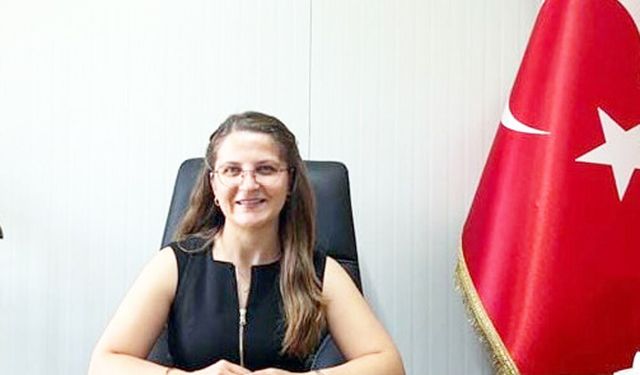 KALE DEVLET HASTANESİNİN İLK KADIN BAŞHEKİMİ