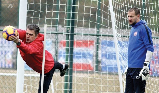 AMATÖR FUTBOLDA BÜYÜK EKSİKLİK; KALECİ ANTRENÖRÜ ZORUNLULUĞU ŞART!