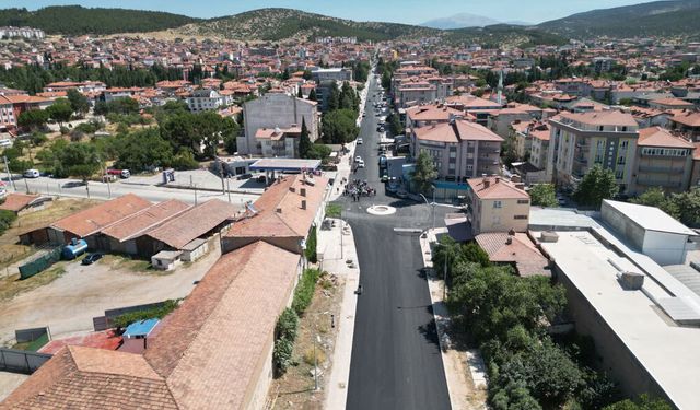 TAVAS’TA YOL HAMLESİ