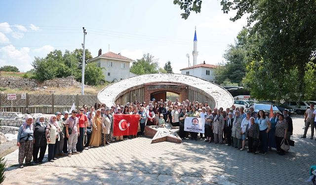 KADINLAR ACIPAYAM’I KEŞFETTİ