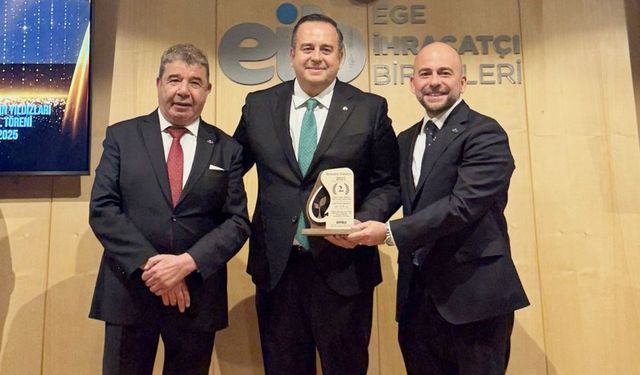 ALTUNTAŞ BAHARAT EGE’NİN İHRACAT YILDIZLARI ARASINDA BAŞARI ÖDÜLLE TAÇLANDI