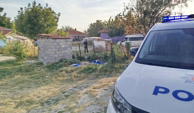 KOMŞU AİLELER ÇATIŞTI: 1’İ ÇOCUK 5 KİŞİ YARALANDI