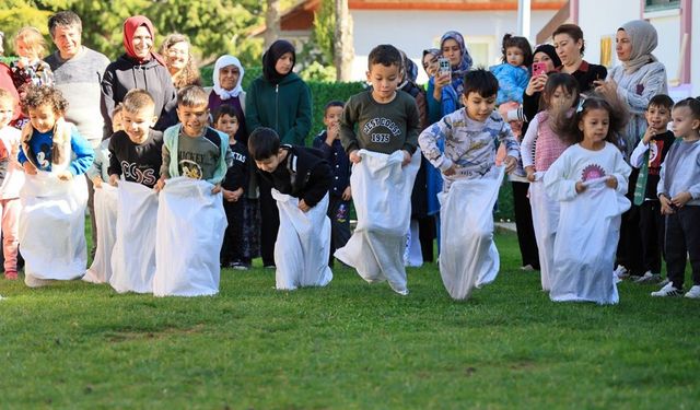 ÇAMELİ’DE MİNİKLER VE AİLELERİ  GELENEKSEL OYUNLARDA YARIŞTI