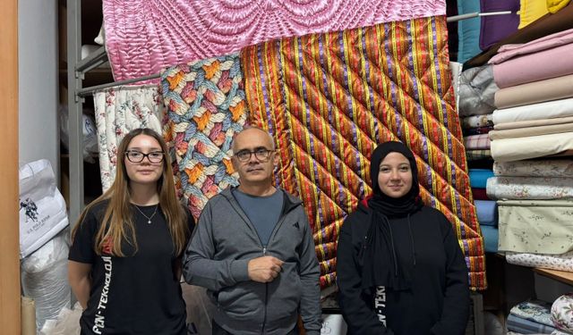 ÖĞRENCİLER USTALARIN İZİNDE