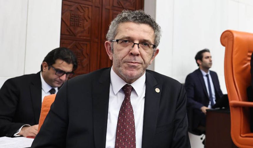 ÖZTÜRK TBMM DİVAN KATİP ÜYESİ