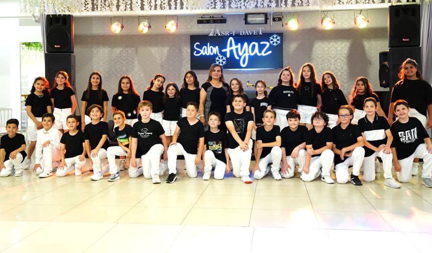 MEZUNİYET GÖSTERİ BÜYÜLEDİ