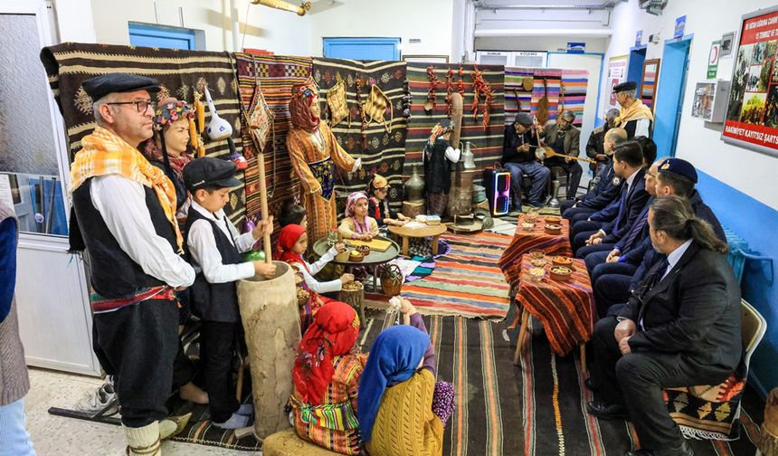 ÇAMELİ’NİN MİNİKLERİ YÖRESEL KÜLTÜRÜ TANIDI