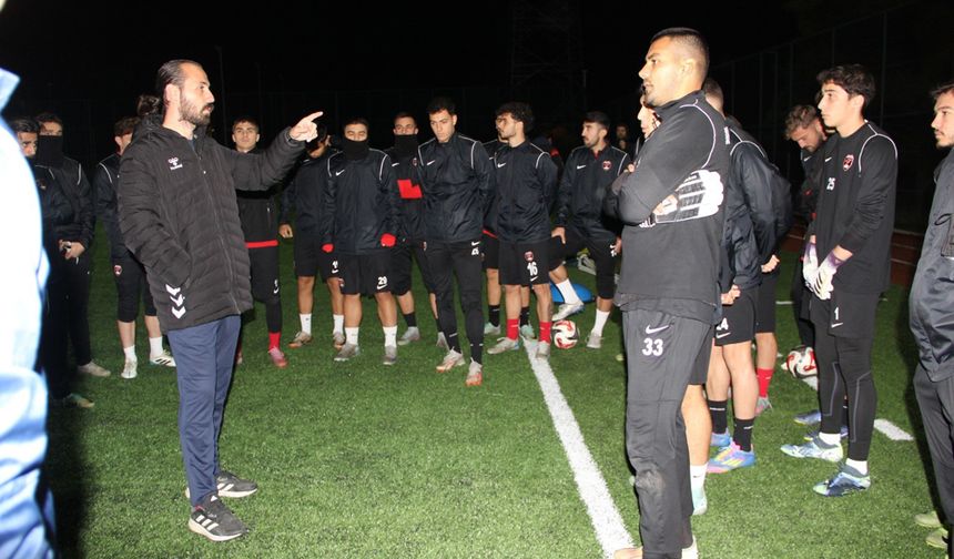 İDMAN YURDU DİRENİYOR