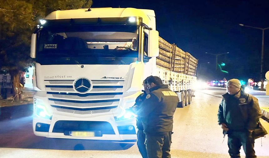 ORMAN EKİPLERİNDEN GECE DENETİMİ