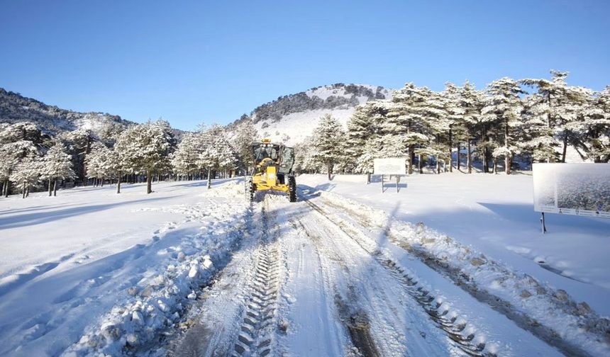 BEYAĞAÇ’TA KAPANAN YOLLAR AÇILIYOR