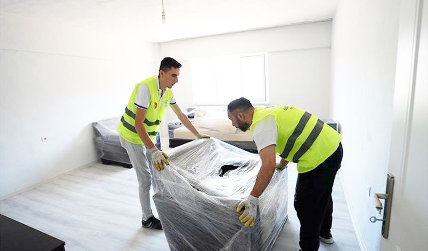 SEVGİ ELİ BİNLERCE AİLEYE UMUT OLDU