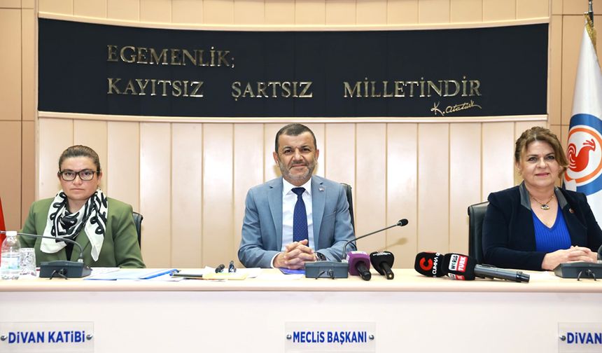 ÇAVUŞOĞLU: HAKKANİYETE UYMUYOR