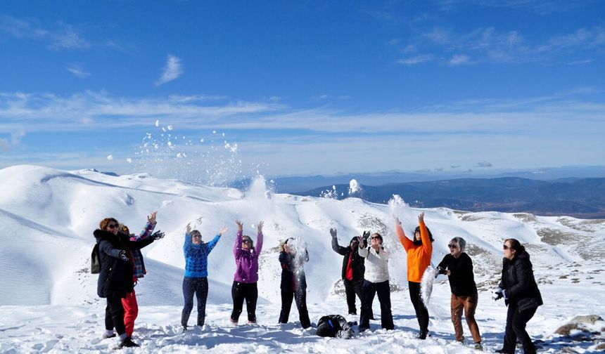 LATOF’UN KADIN FOTOĞRAFÇILARINDAN ANLAMLI ETKİNLİK