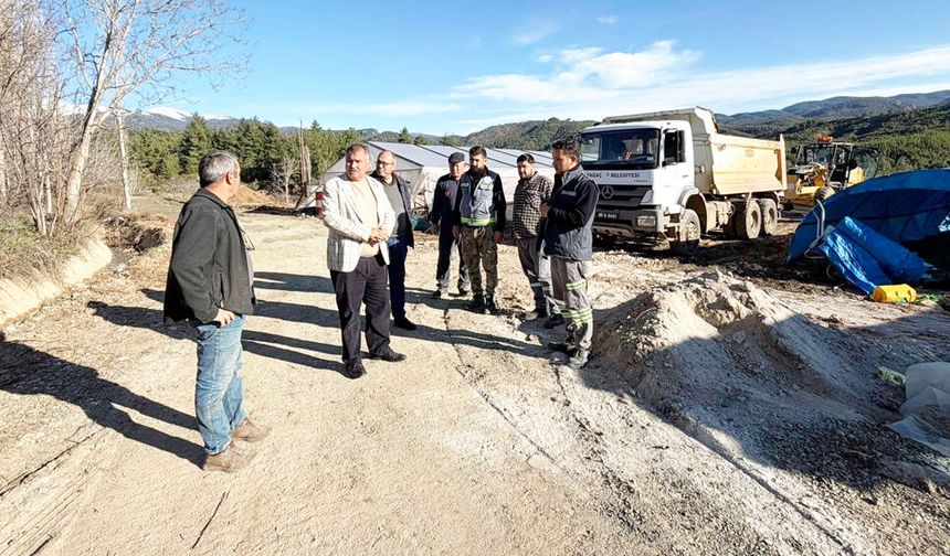 BEYAĞAÇ’TA ARAZİ YOLLARI DÜZENLENİYOR