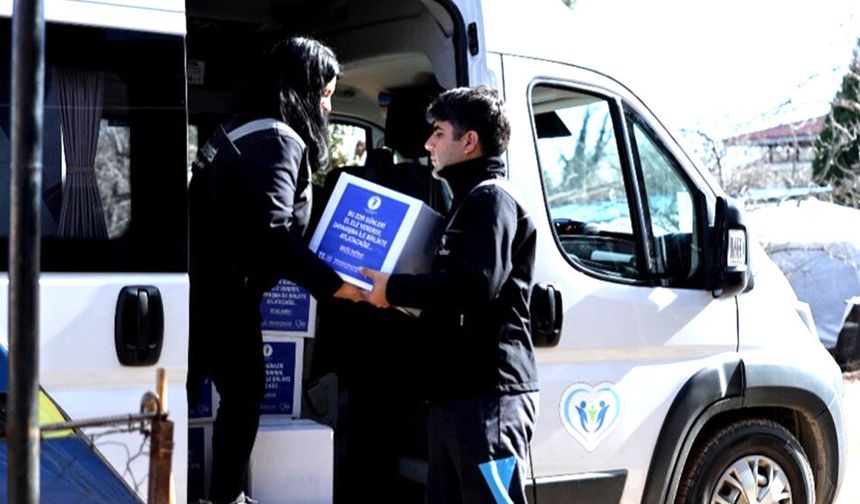 İHTİYAÇ SAHİPLERİNE RAMAZAN KOLİSİ