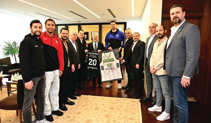 YUKATEL MERKEZEFENDİ BELEDİYESİ DENİZLİ BASKET’TEN VALİ KÖŞGER’E ZİYARET