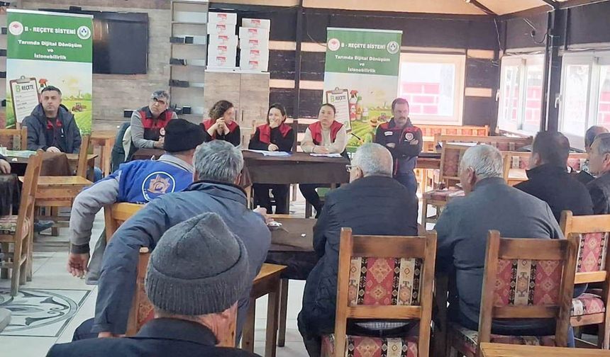 BULDAN'DA ÜRETECİLERE BİTKİ SAĞLIĞI EĞİTİMİ
