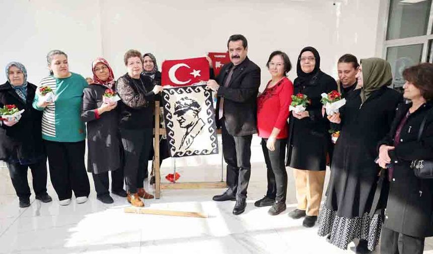 PAMUKKALE’DE KADININ GÜCÜ VE EMEĞİ TAÇLANDI