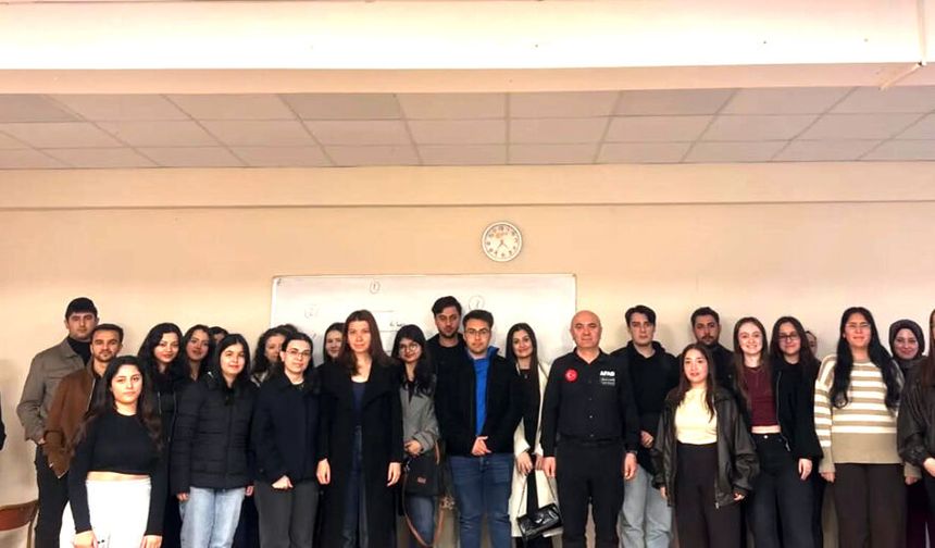 PAÜ ÖĞRENCİLERİNE AFET YÖNETİMİ DERSİ