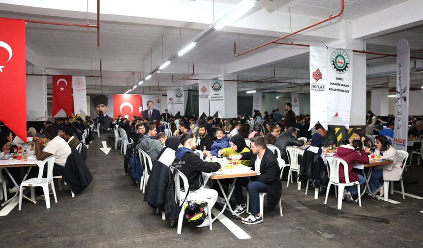 80 BİN KİŞİ AYNI SOFRADA