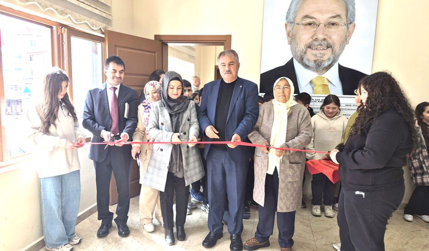 BEYAĞAÇ KİTAP FUARI  OKURLARLA BULUŞTU