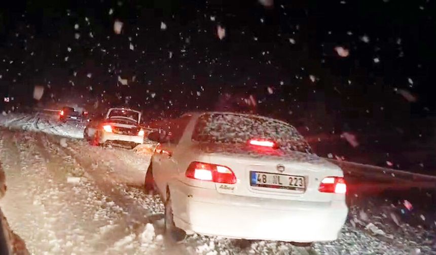 BAHARDA KAR ESARETİ