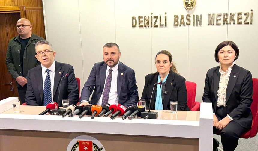 AYYÜCE TÜRKEŞ TAŞ:: TÜRKİYE BATIYOR, İKTİDAR DEĞİŞMELİ