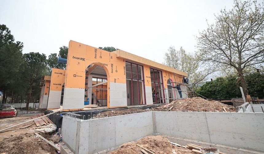 MODERN SOSYAL TESİS YÜKSELİYOR