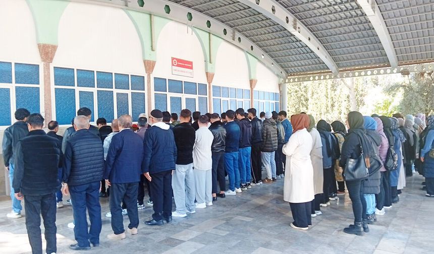 GÖÇMENLER TOPRAĞA VERİLDİ