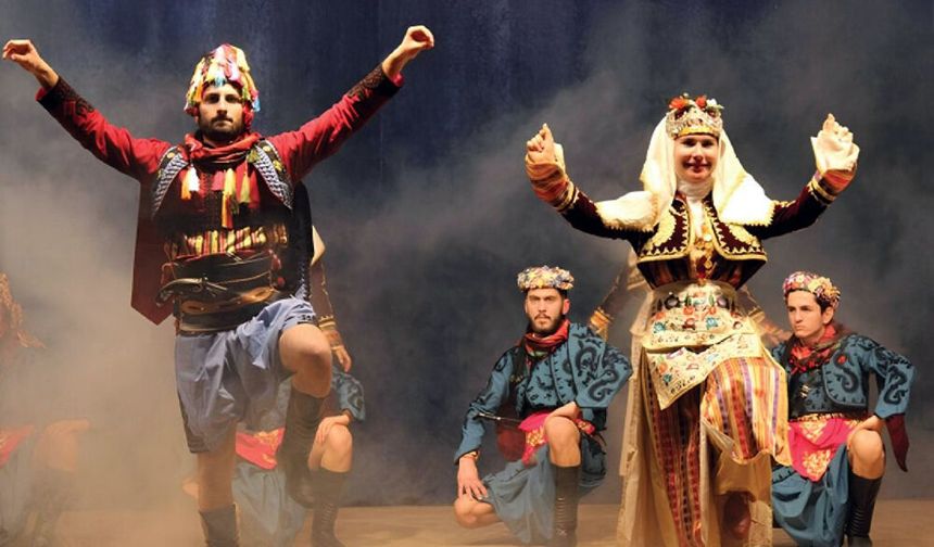 YETİŞKİNLER YÖRESEL OYUNLARI ÖĞRENECEK