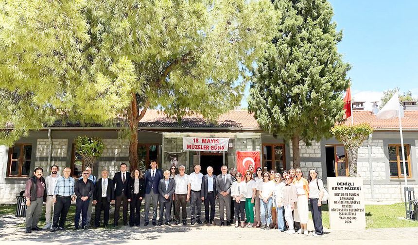 MÜZE EMEKTARLARIYLA GEÇMİŞE YOLCULUK: HAFIZADAN MÜZEYE