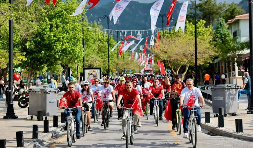 19 MAYIS RUHUYLA PEDAL ÇEVİRDİLER