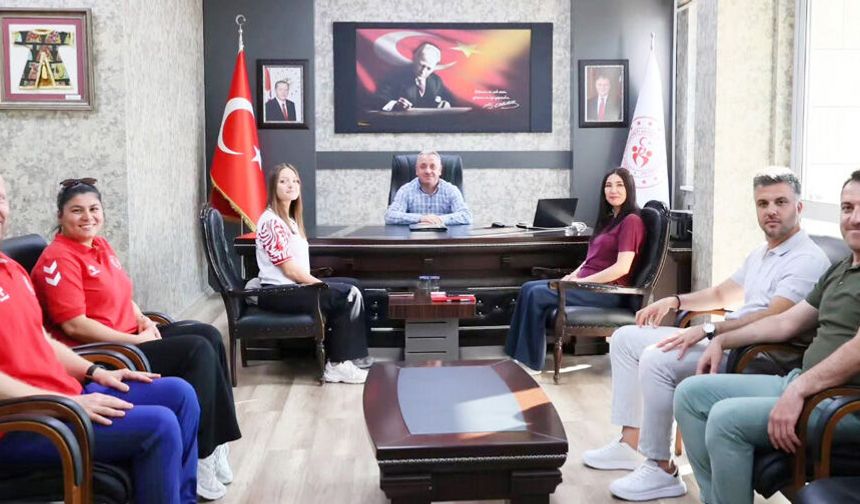 GÜMÜŞ MADALYALI ZEHRA ORHAN ZAFERİNİ PAYLAŞTI