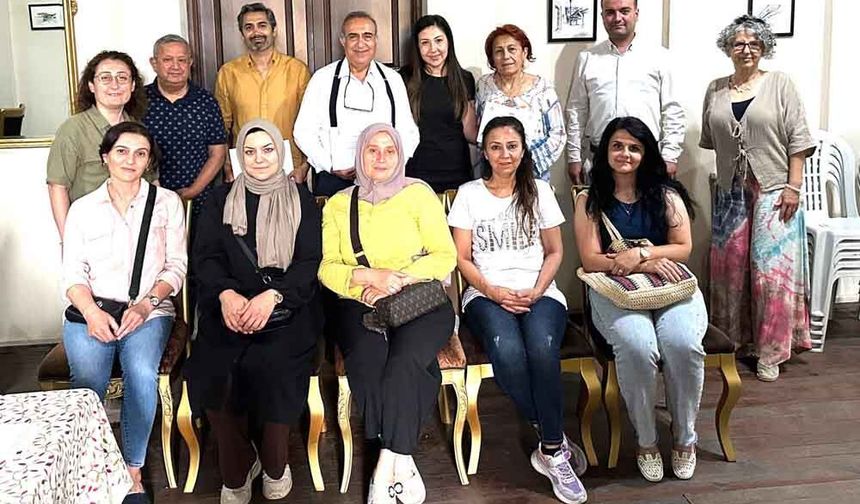 TURİZME KADIN ELİ DEĞİYOR