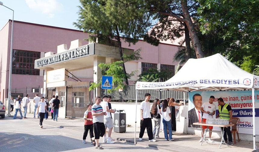 BÜYÜKŞEHİR’DEN LGS ÖĞRENCİLERİNE DESTEK