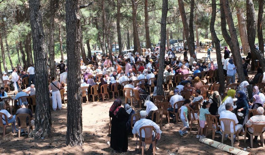 5 BİN KİŞİ AYNI SOFRADA BULUŞTU