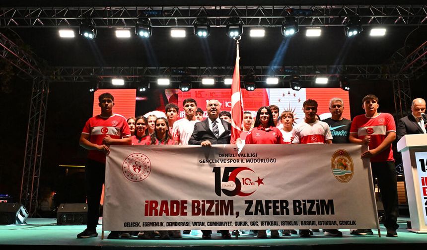 DENİZLİ’DE DEMOKRASİ NÖBETİ