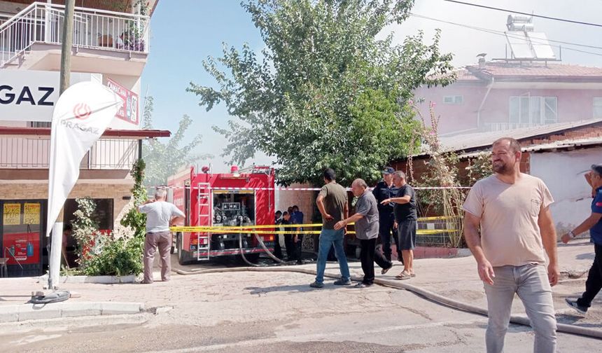 PINARKENT’TE BAHÇE TEMİZLİĞİ İÇİN YAKILAN ATEŞ FACİAYA NEDEN OLDU