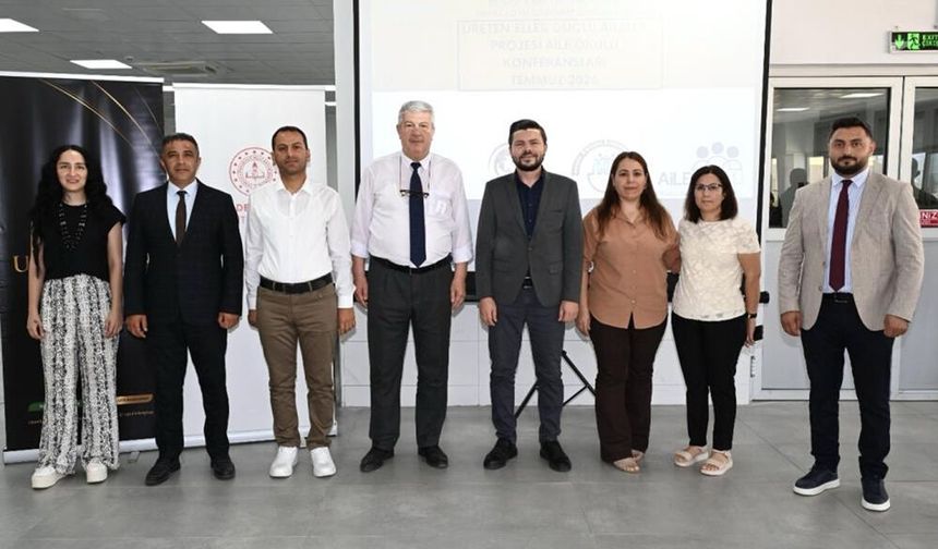 UĞURLULAR TEKSTİL ‘ÜRETEN ELLER, GÜÇLÜ AİLELER’ PROJESİNE EV SAHİPLİĞİ YAPTI