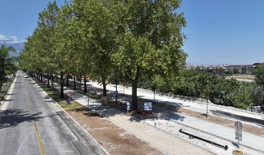 KOŞU YOLU YENİLENİYOR