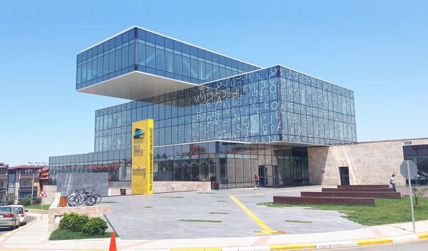 KÜTÜPHANE AÇILIŞI ERTELENDİ