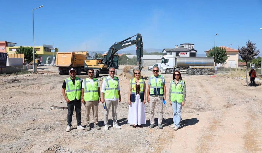 MERKEZEFENDİ’DE YOL VE KAVŞAK ATAĞI