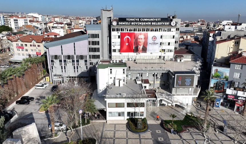 BÜYÜKŞEHİR BELEDİYESİ ARAÇ  KİRALAMA İHALESİ ERTELENDİ