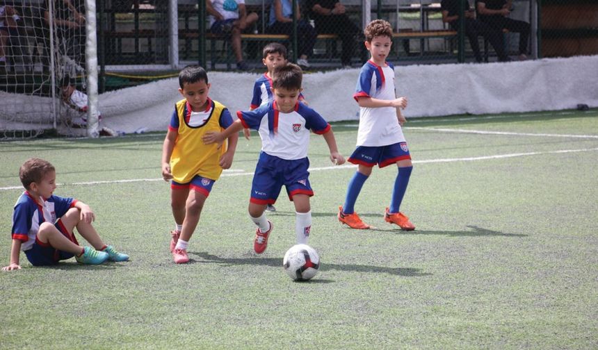 FUTBOLCU FABRİKASI