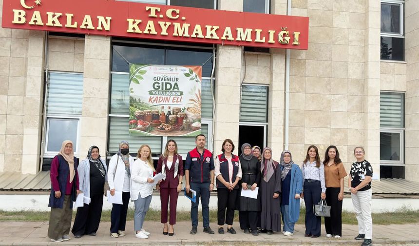 KADIN EMEĞİ KOOPERATİFLEŞİYOR
